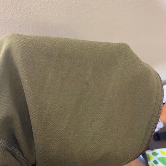 Lululemon Men's Olive Green Full-Zip Athletic Activewear Jacket Sz Large - Picture 12 of 12